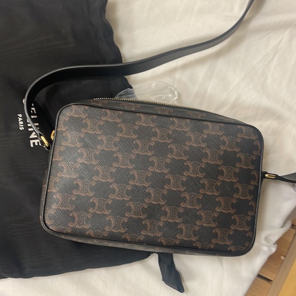 Authentic Celine Crossbody Messenger Bag - Picture 2 of 5